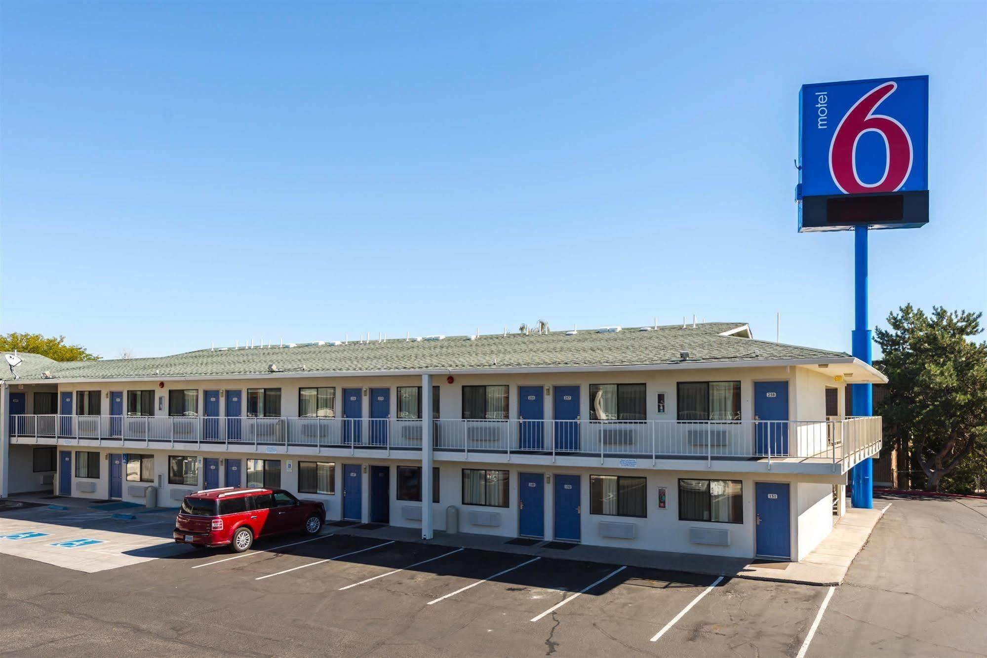 Motel 6-Reno, Nv - West Exterior foto